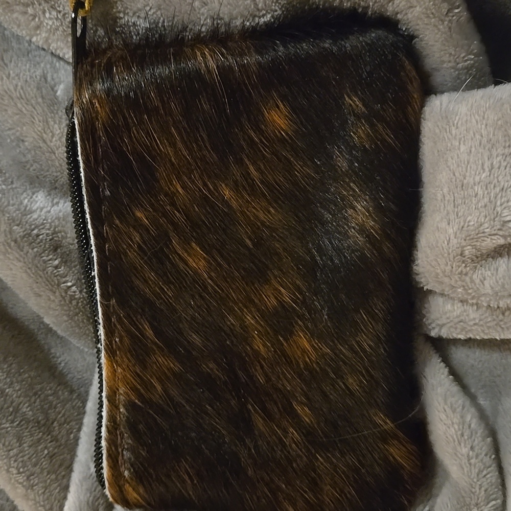 Cowhide NEW One Of A Kind Coin 👝🪙 pouch beautiful ❤️🤩 - Picture 3 of 5